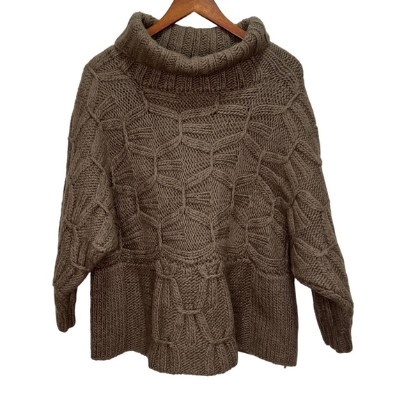 Ivan Grundahl Brown Cableknit Turtleneck Sweater Size Small Oversized - Picture 1 of 9